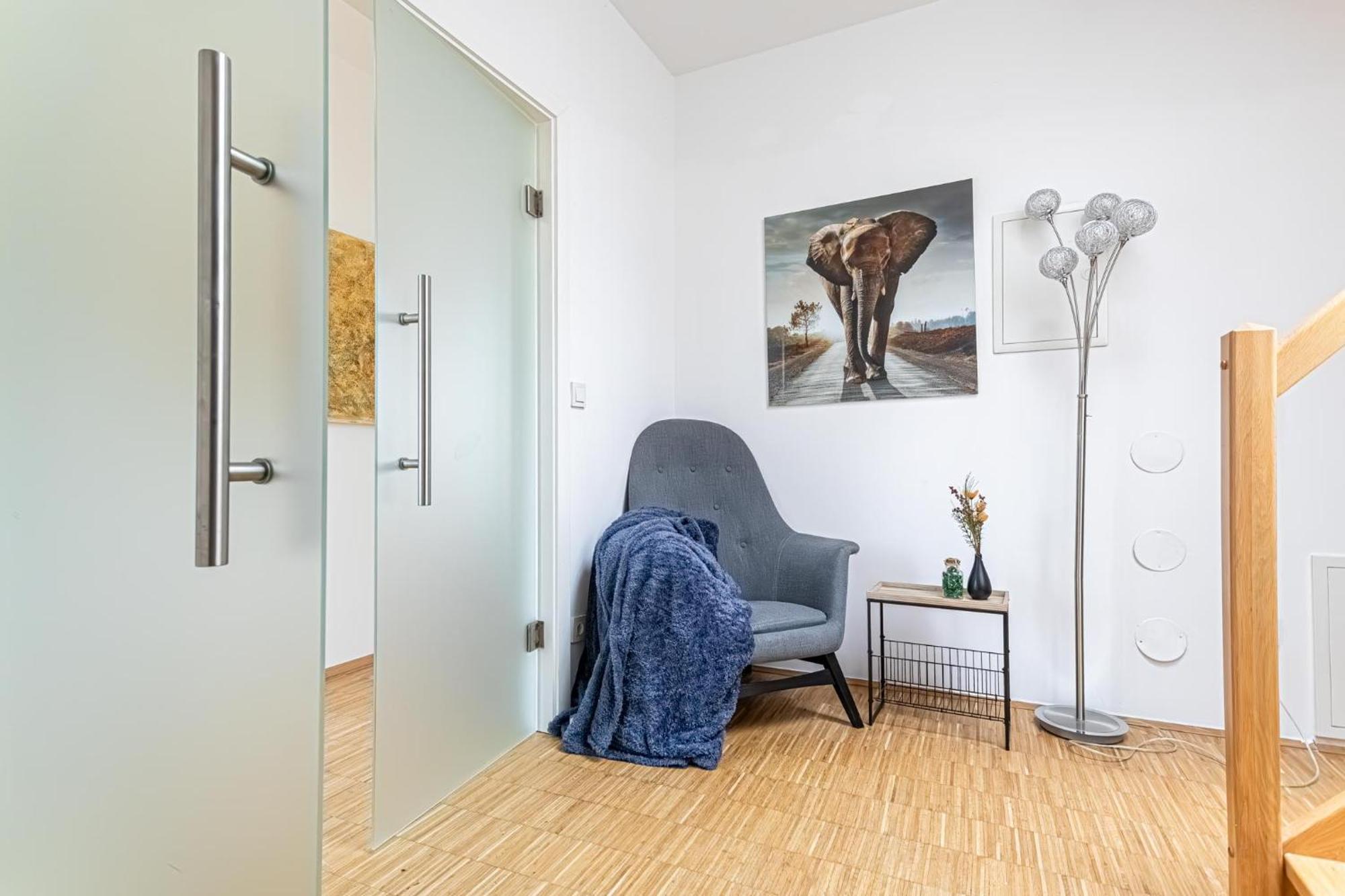 Luxury 3br And1 Lr In The Heart Of * Vienne