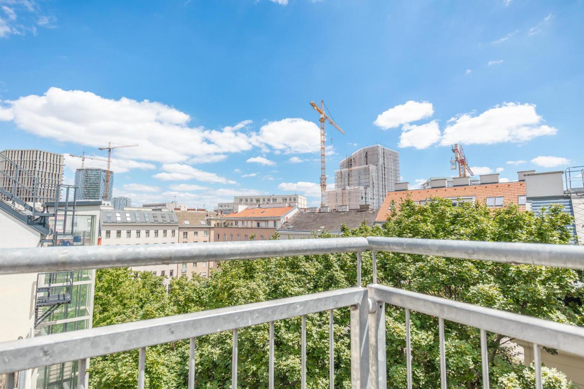 Appartement Luxury 3br And1 Lr In The Heart Of *