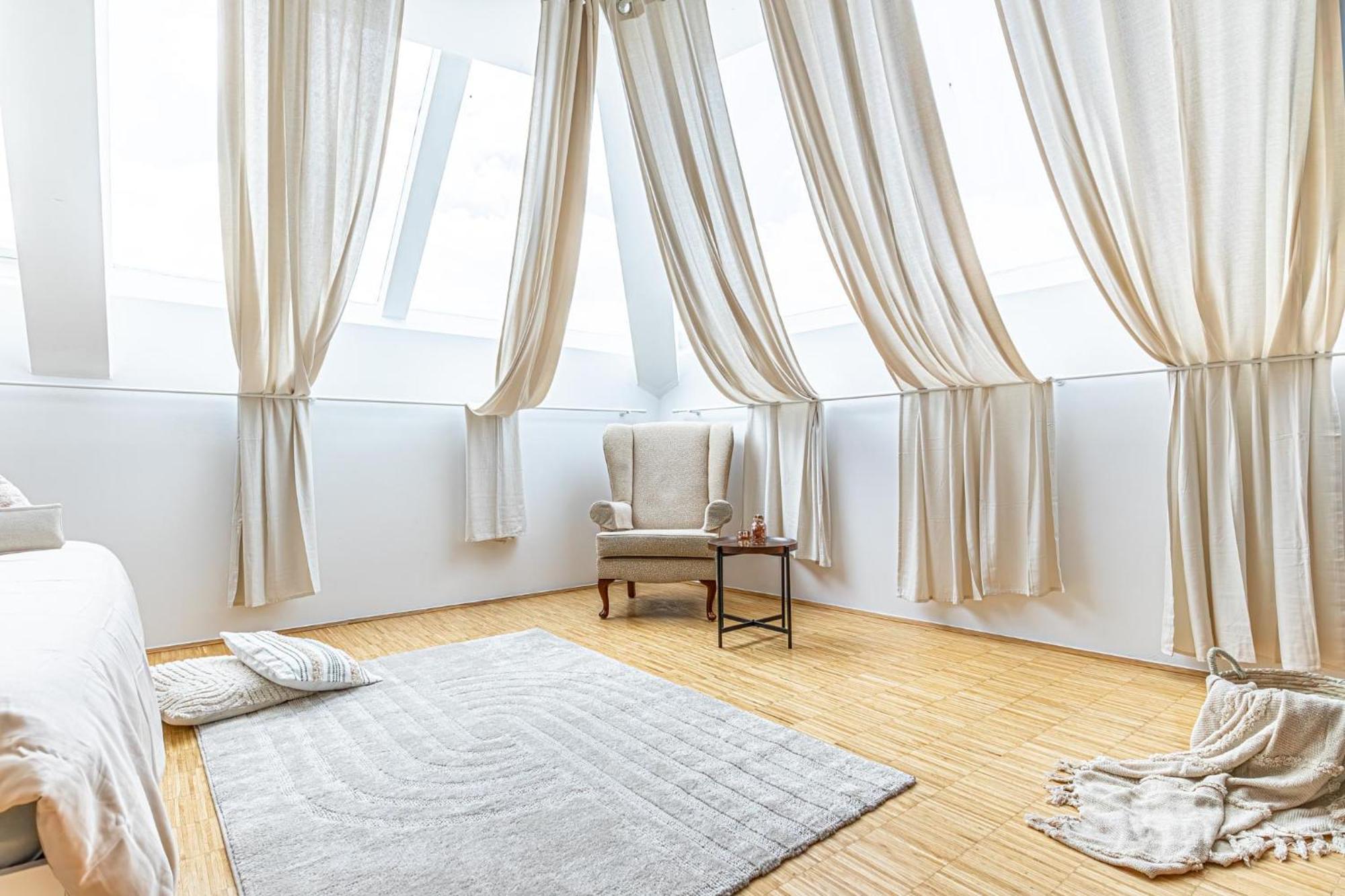 Appartement Luxury 3br And1 Lr In The Heart Of *